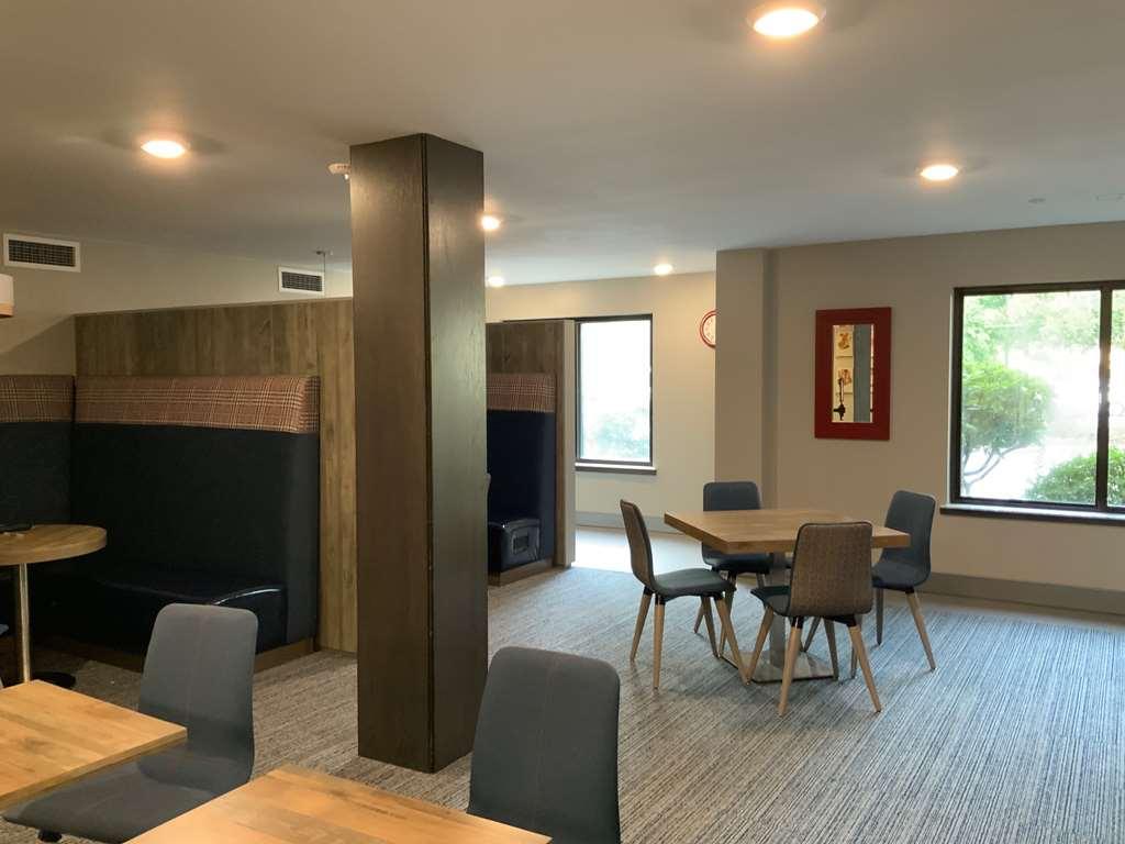 Oxford Suites Portland - Jantzen Beach Oda fotoğraf