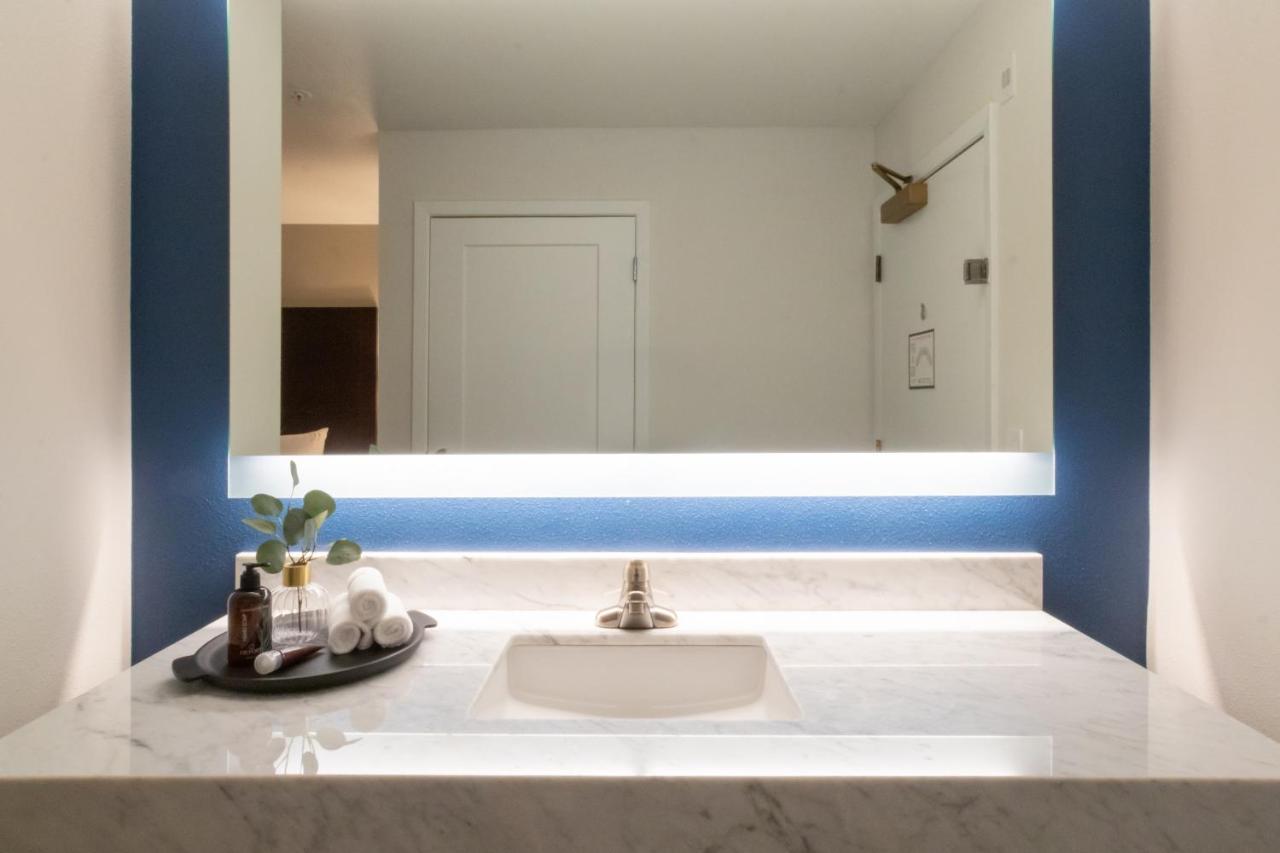 Oxford Suites Portland - Jantzen Beach Dış mekan fotoğraf