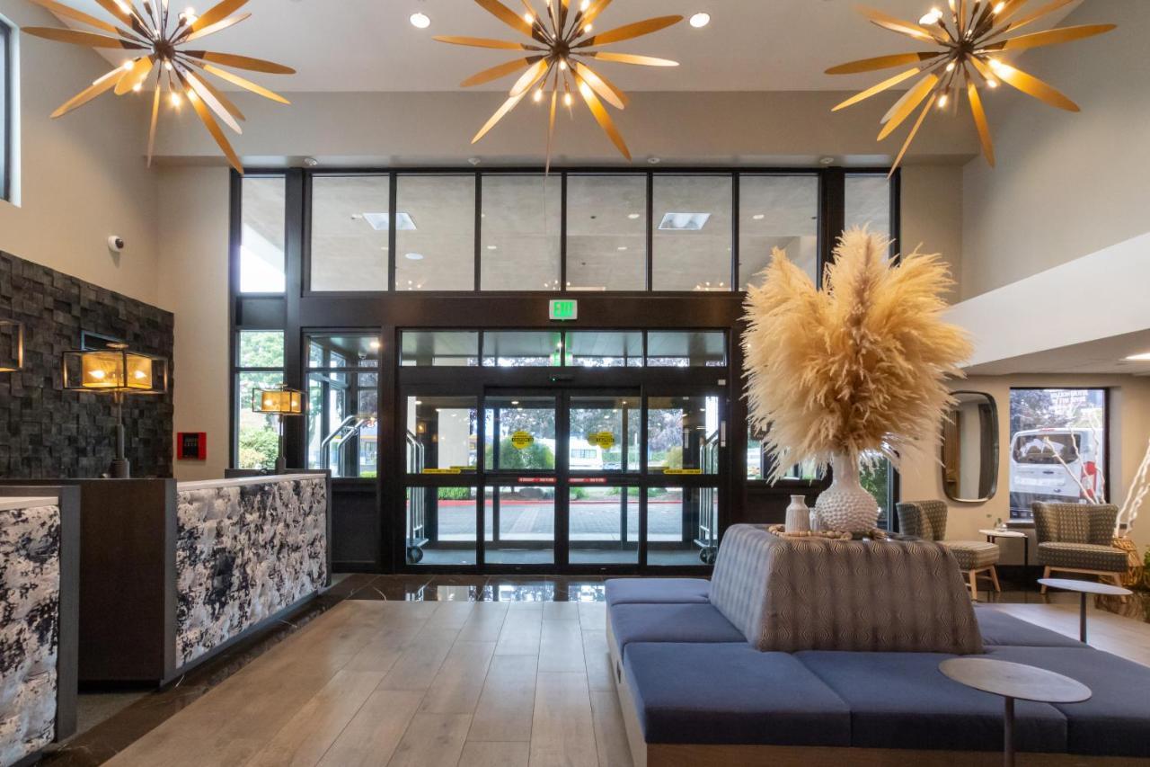 Oxford Suites Portland - Jantzen Beach Dış mekan fotoğraf