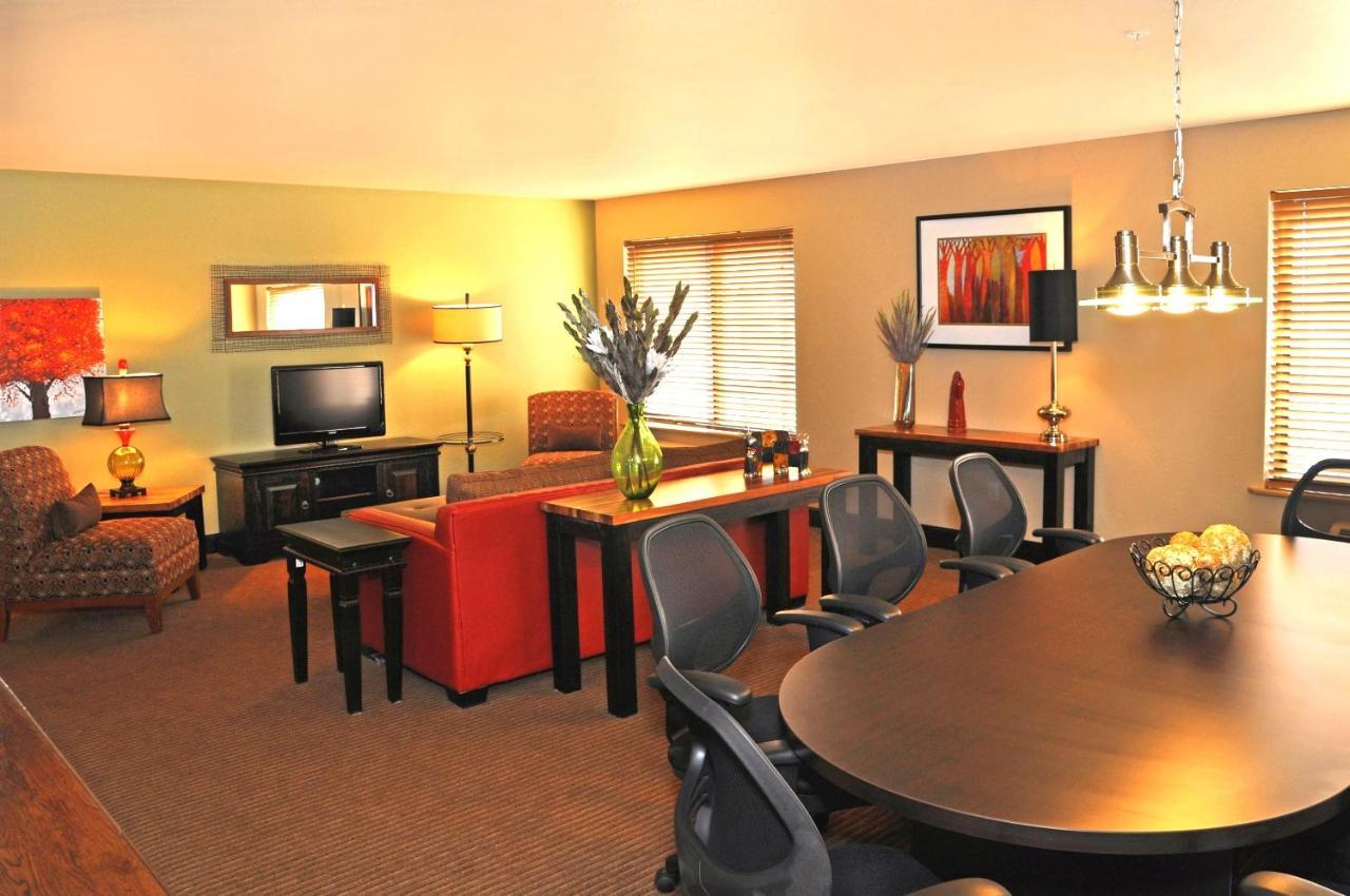 Oxford Suites Portland - Jantzen Beach Dış mekan fotoğraf